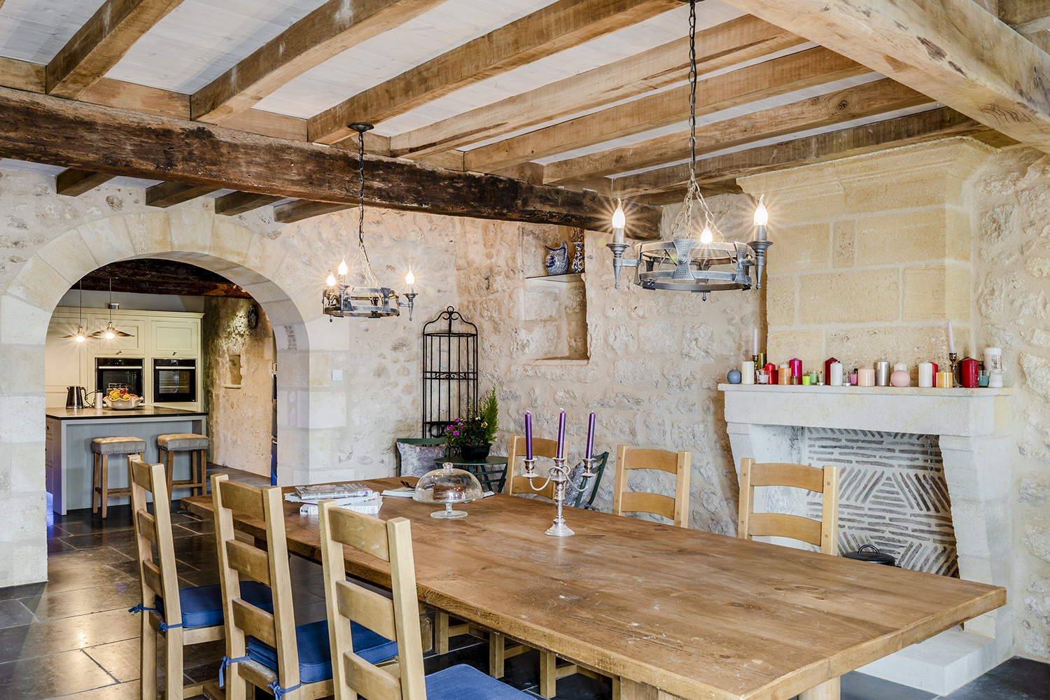 Dining room | Holiday accommodation in Nouvelle-Aquitaine
