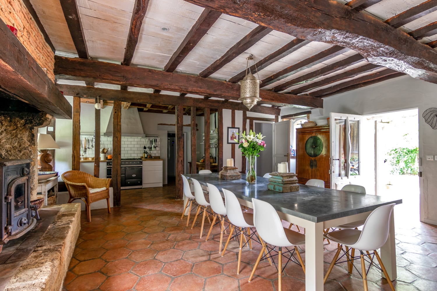 Dining room | Holiday home in Estang