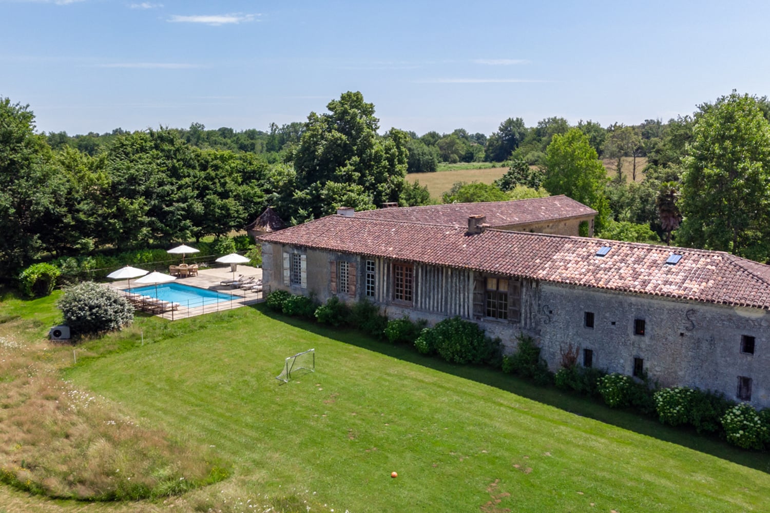 Holiday home in Estang