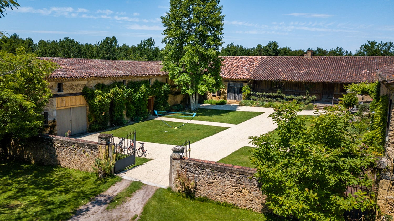 Holiday home in Estang