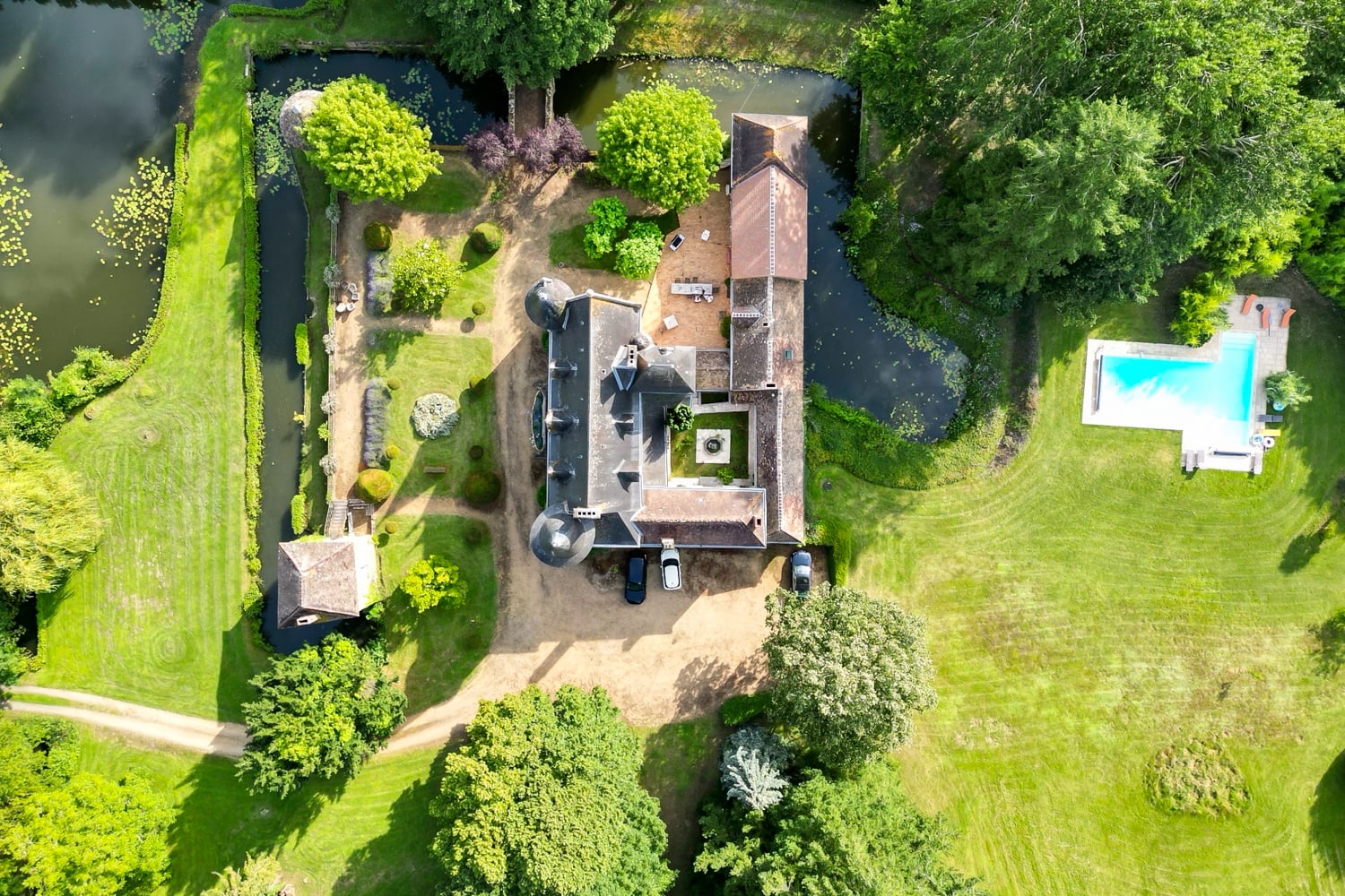 Holiday château in Lombron with private heated pool