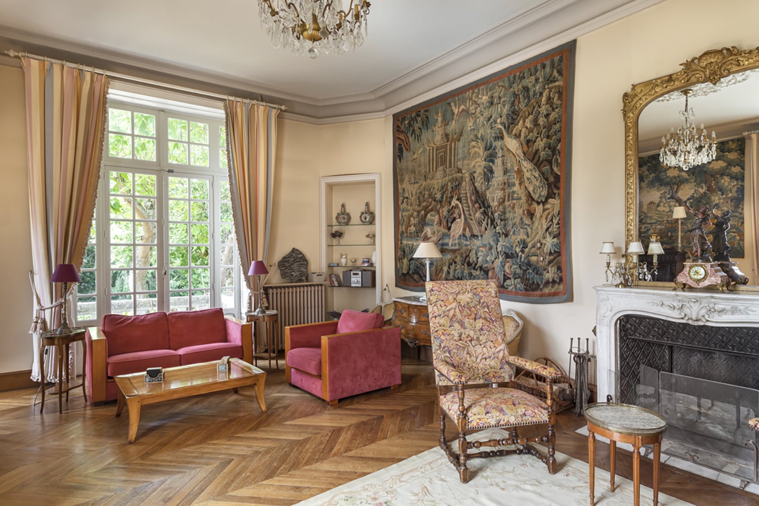 Sitting room | Holiday château in Lombron