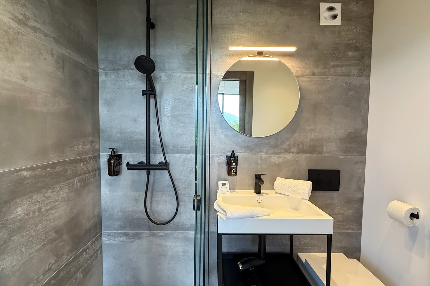 Bathroom | Holiday home in Auvergne-Rhône-Alpes