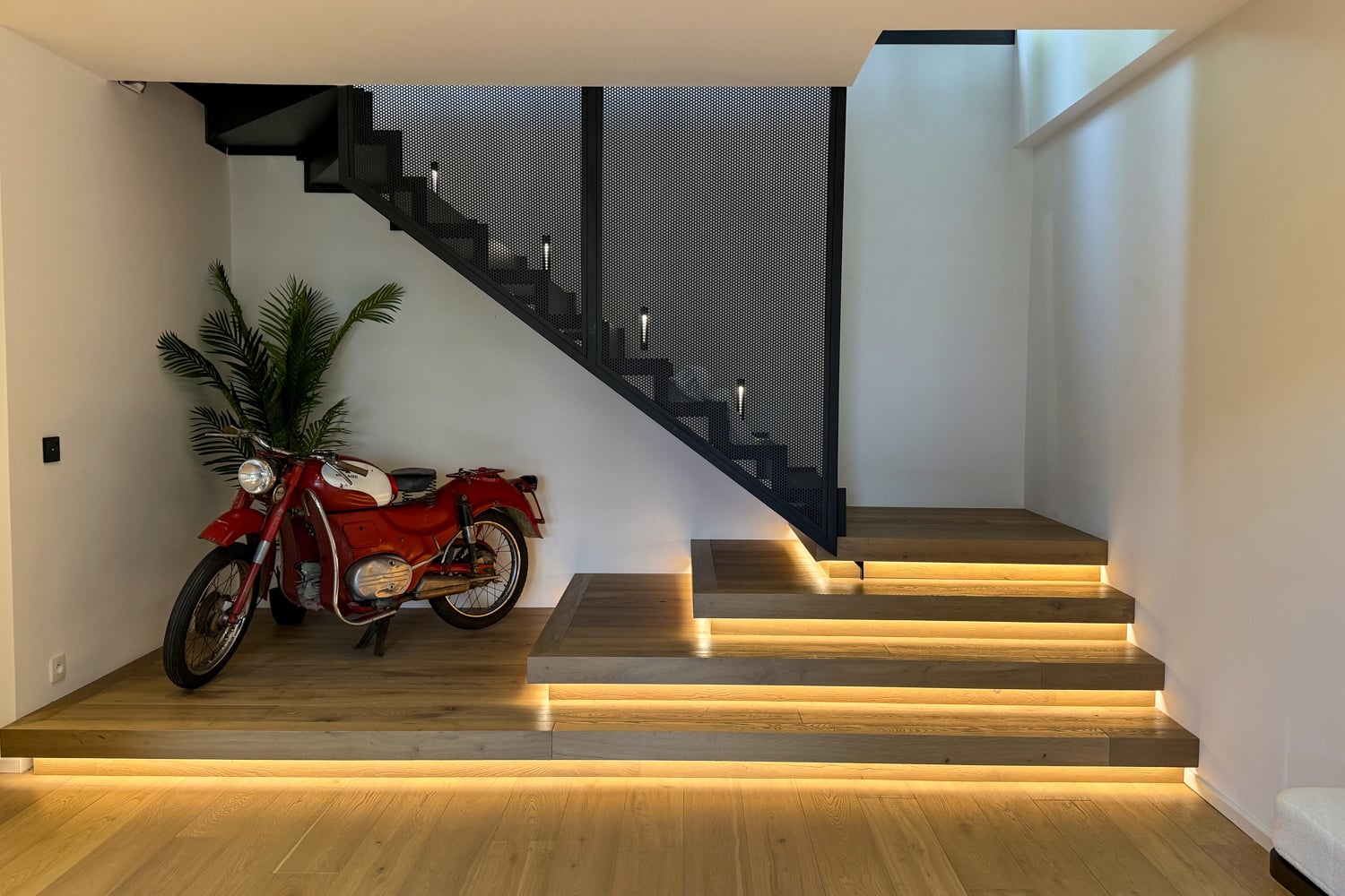 Staircase | Holiday home in Auvergne-Rhône-Alpes