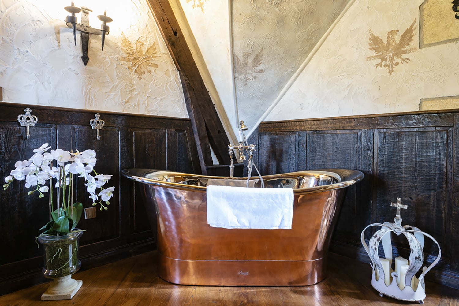 Bathroom | Holiday château in Carlux