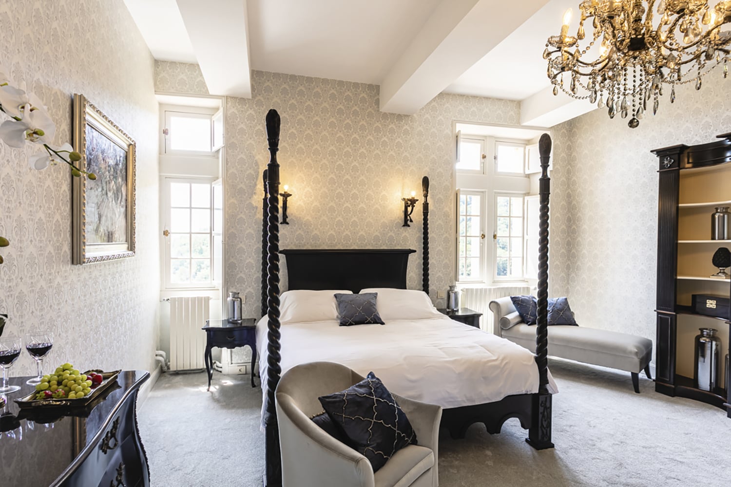 Bedroom | Holiday château in Carlux