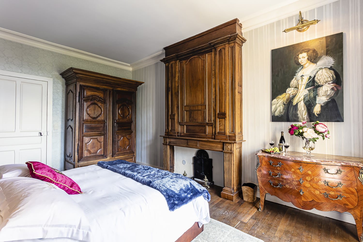 Bedroom | Holiday château in Carlux