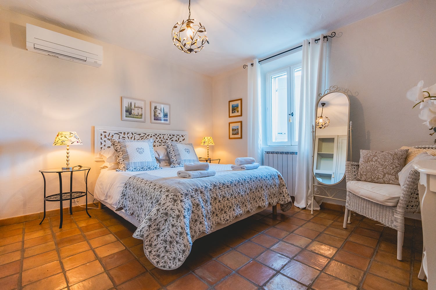 Bedroom | Holiday villa in Saumane-de-Vaucluse