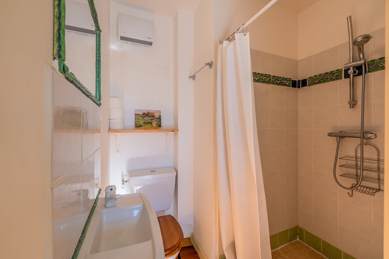 Bathroom | Holiday home in Occitanie