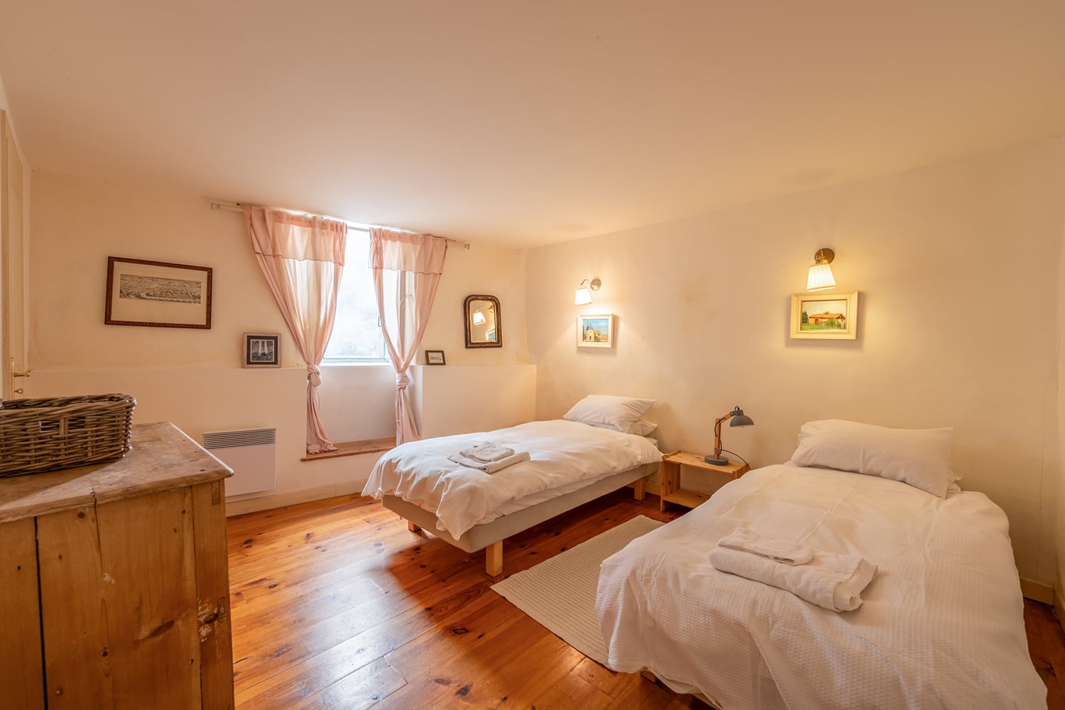 Bedroom | Holiday home in Occitanie