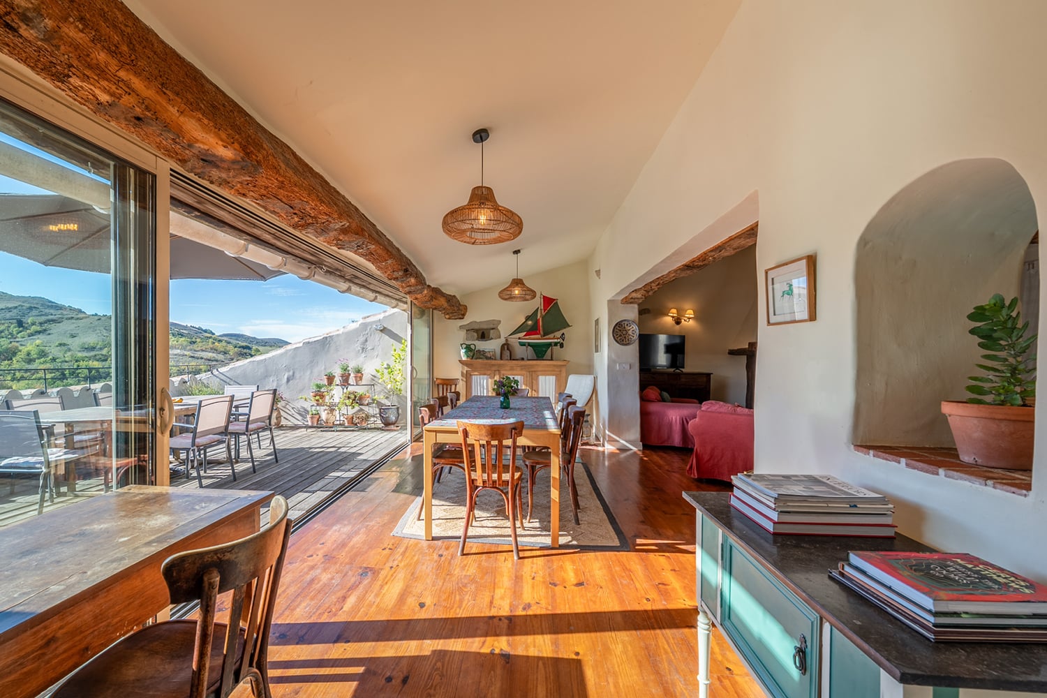 Dining room | Holiday home in Occitanie
