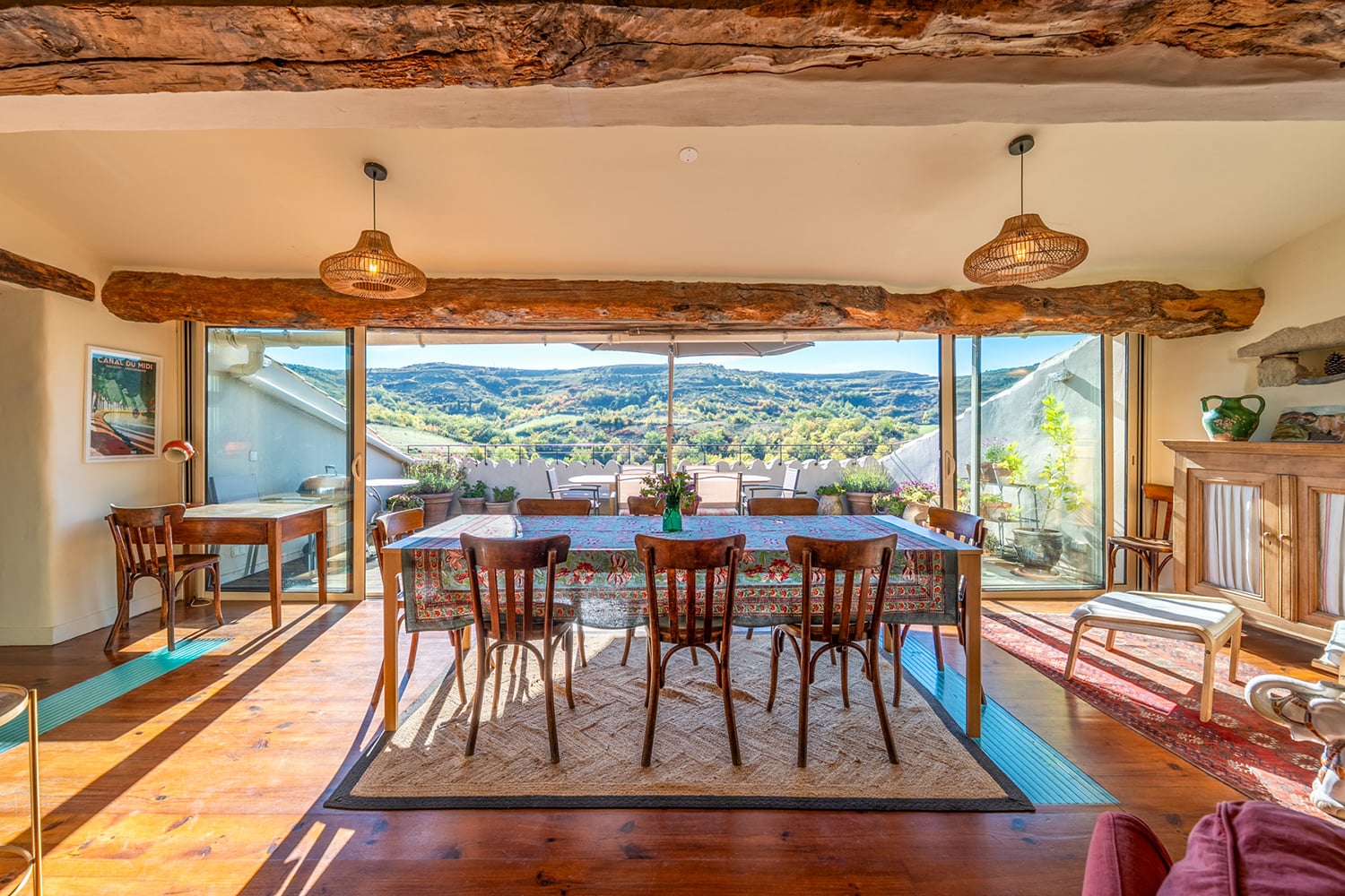 Dining room | Holiday home in Occitanie