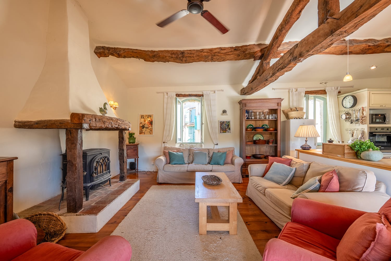 Sitting room | Holiday home in Occitanie