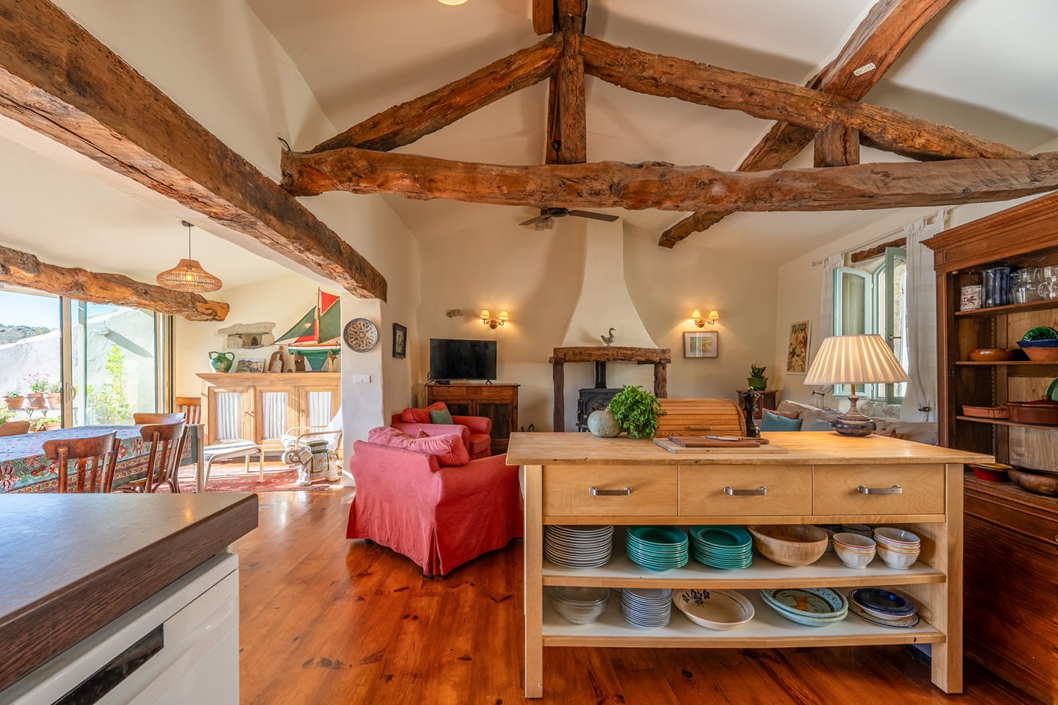 Sitting room | Holiday home in Occitanie