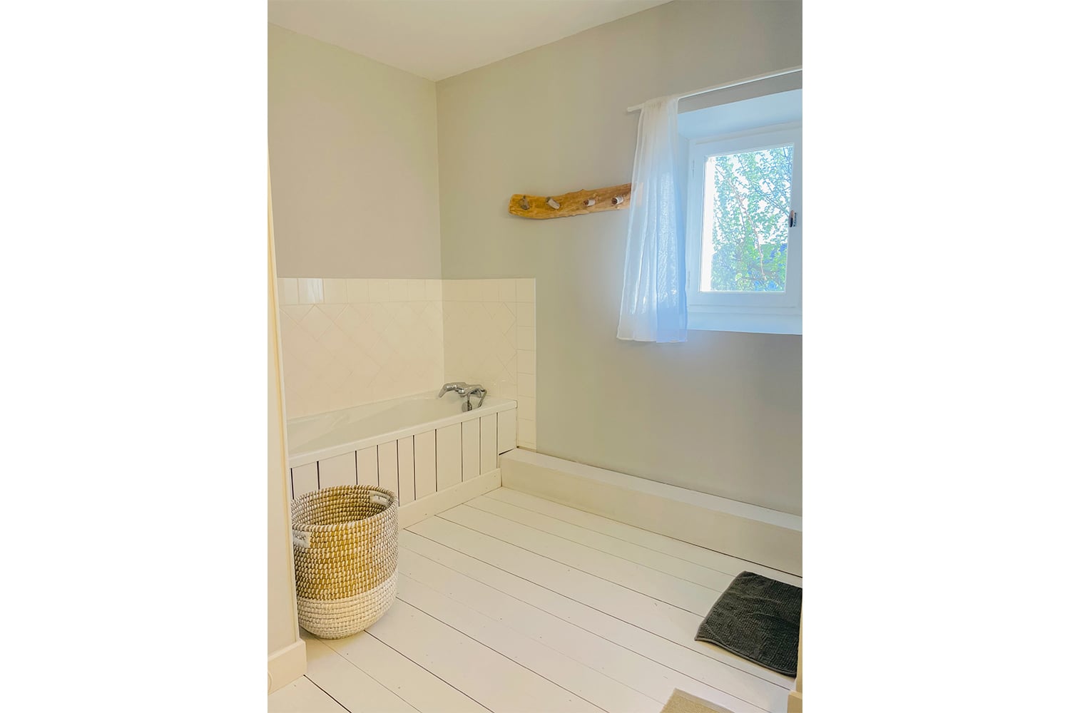 Bathroom | Holiday home in Occitanie