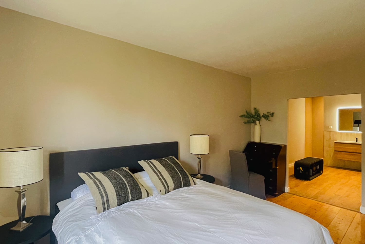 Bedroom | Holiday home in Occitanie