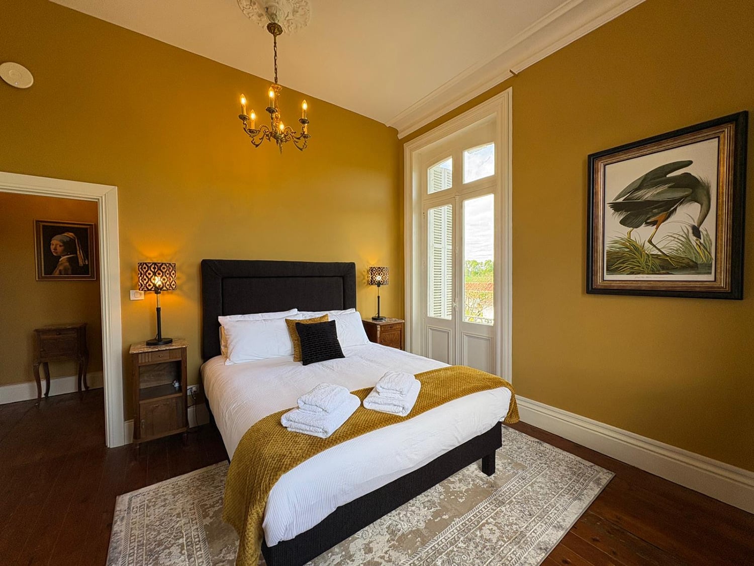 Bedroom | Holiday château in Nouvelle-Aquitaine