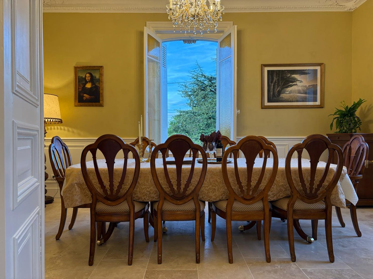Dining room | Holiday château in Nouvelle-Aquitaine