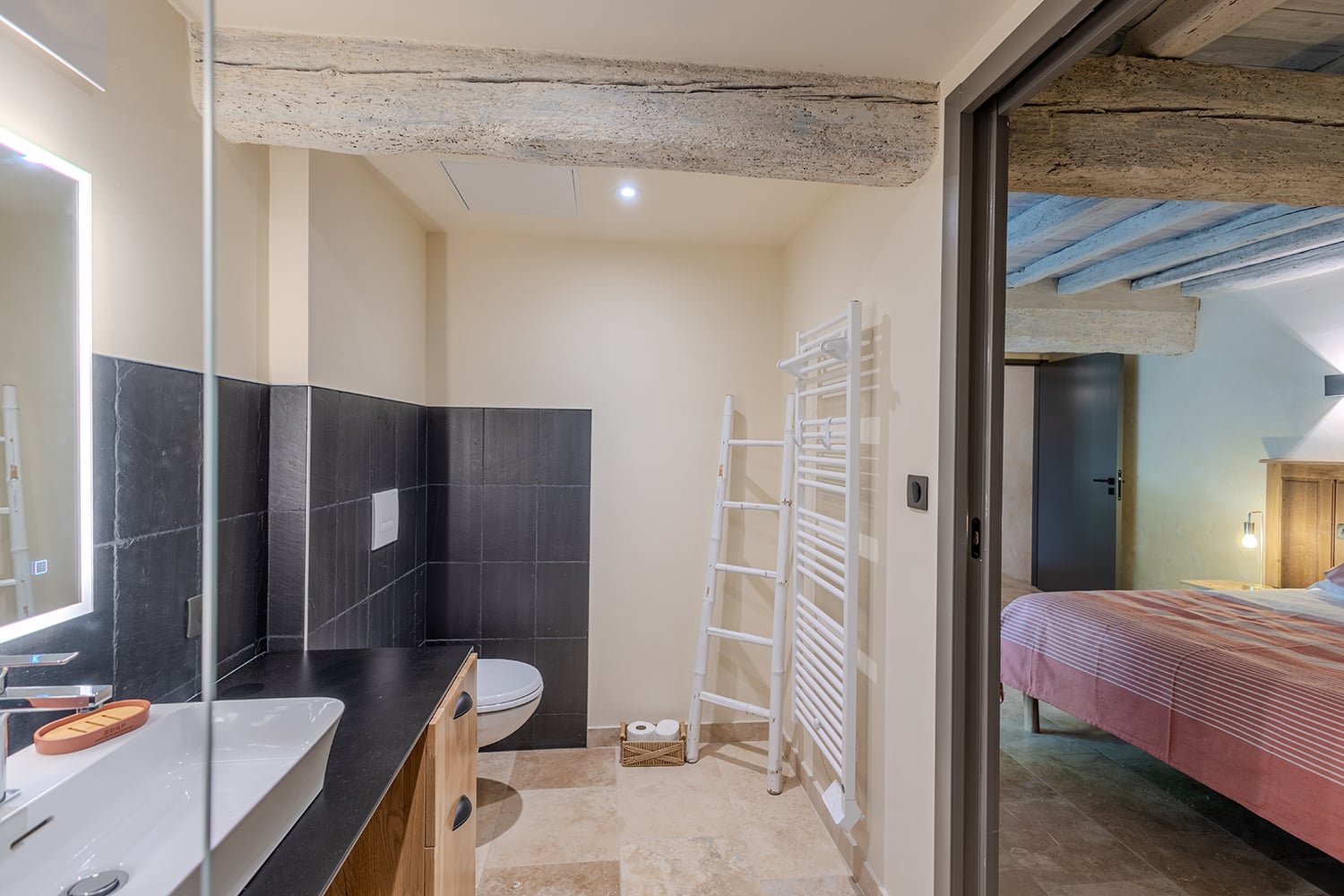 Bathroom | Holiday home in Clermont-Dessous