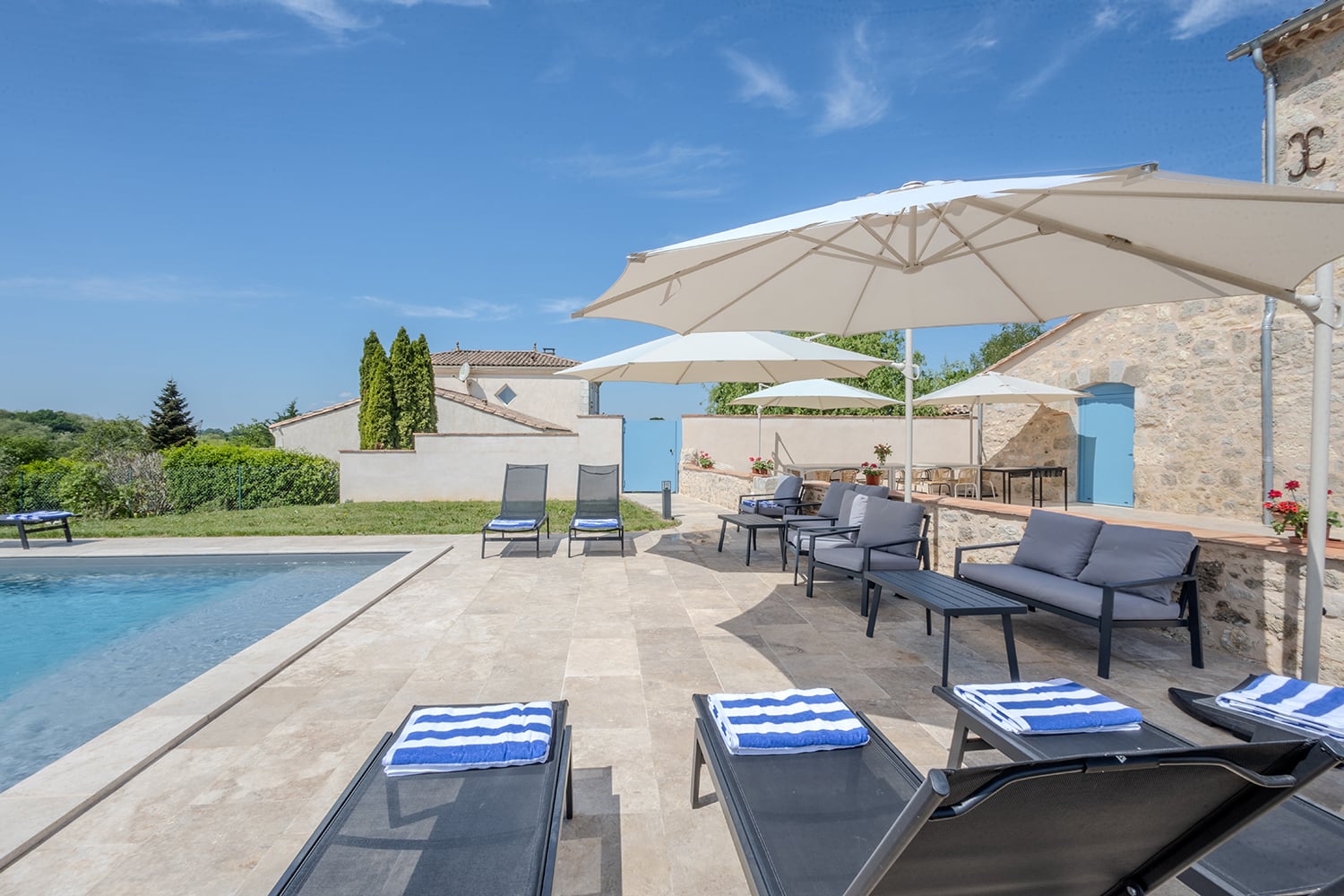 Private pool