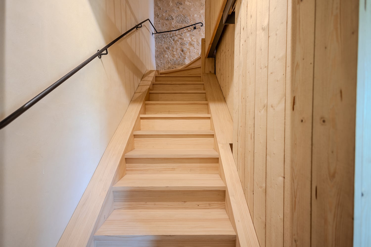 Staircase | Holiday home in Clermont-Dessous