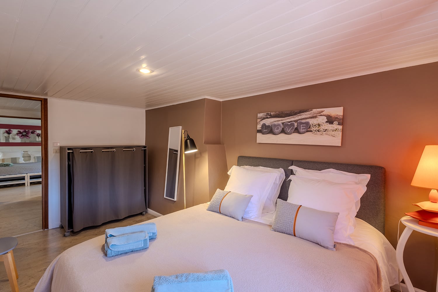 Bedroom | Holiday home in Montesquieu