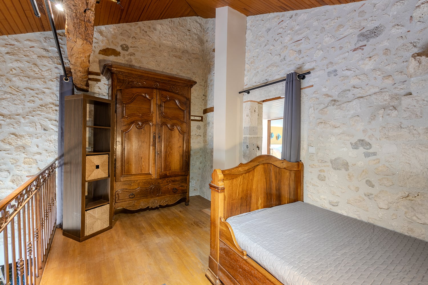 Bedroom | Holiday home in Montesquieu