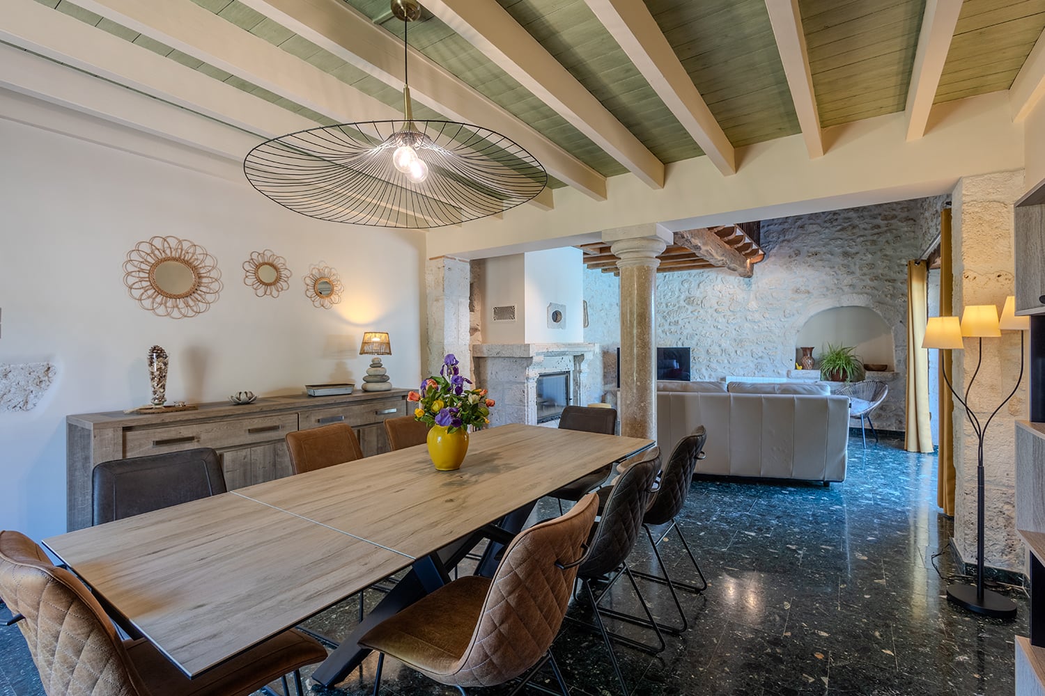 Dining room | Holiday home in Montesquieu