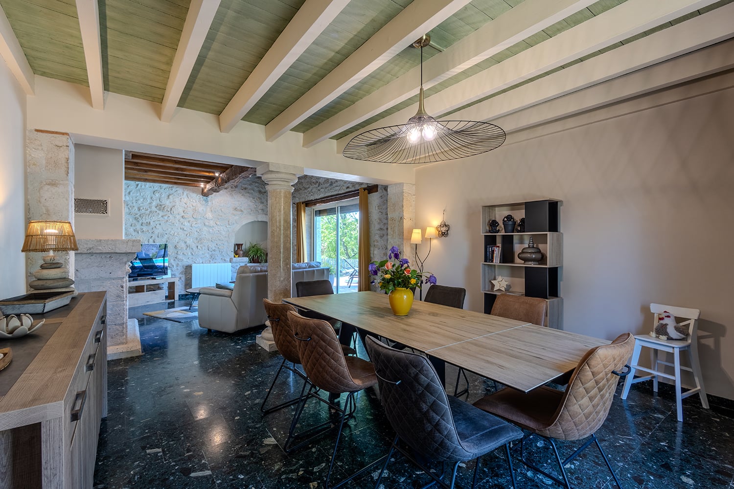 Dining room | Holiday home in Montesquieu
