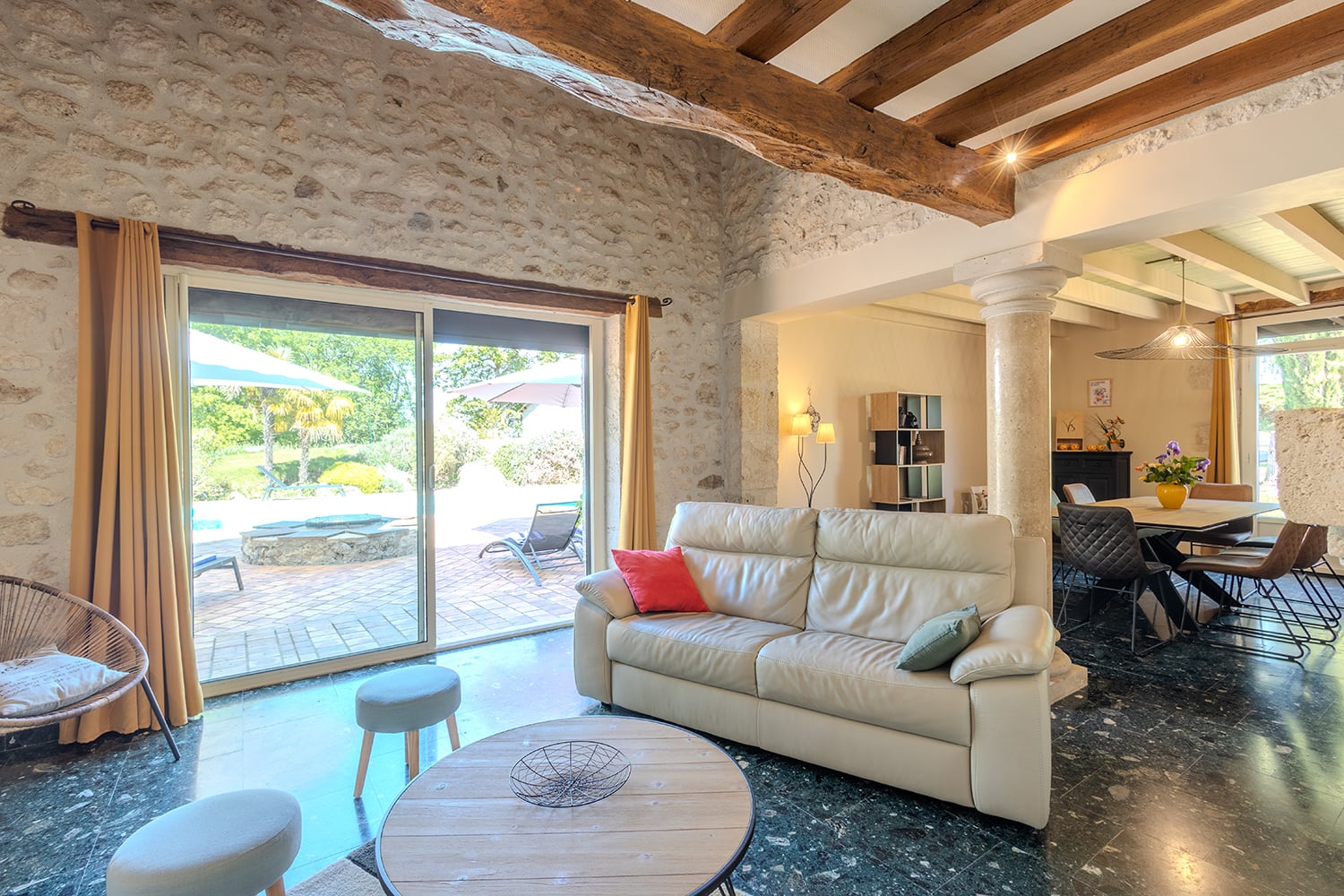 Sitting room | Holiday home in Montesquieu