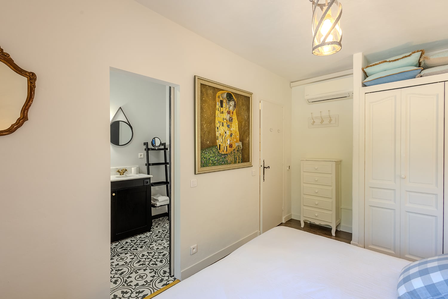 Bedroom | Holiday villa in Biot Bedroom | Holiday villa in Biot