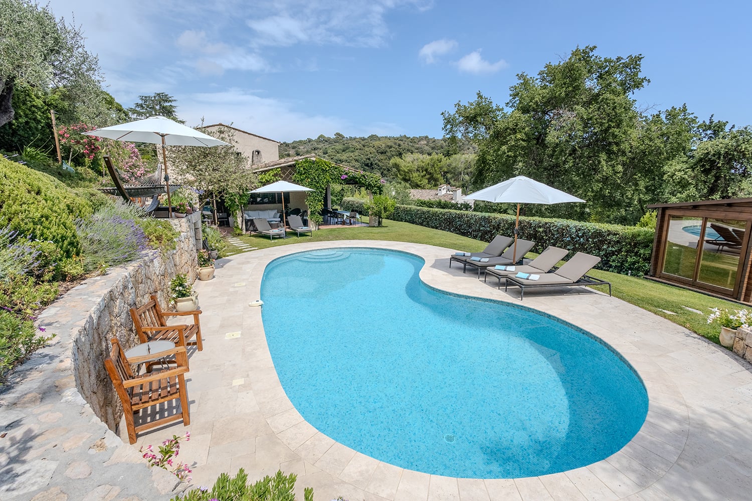 Private pool Private pool