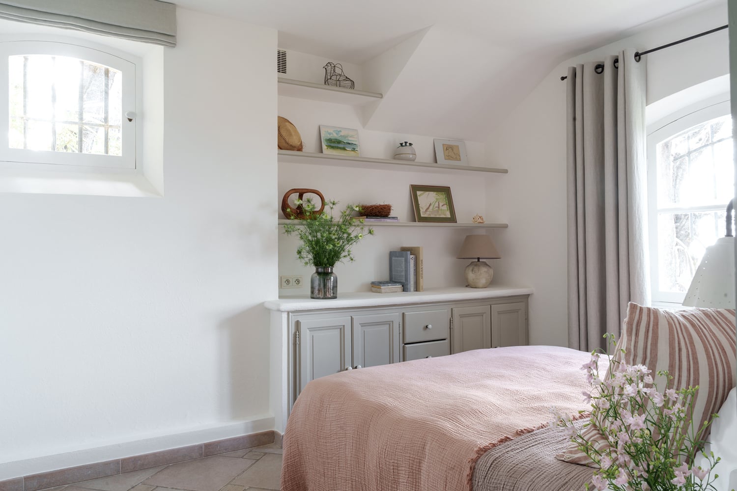 Bedroom - garden apartment