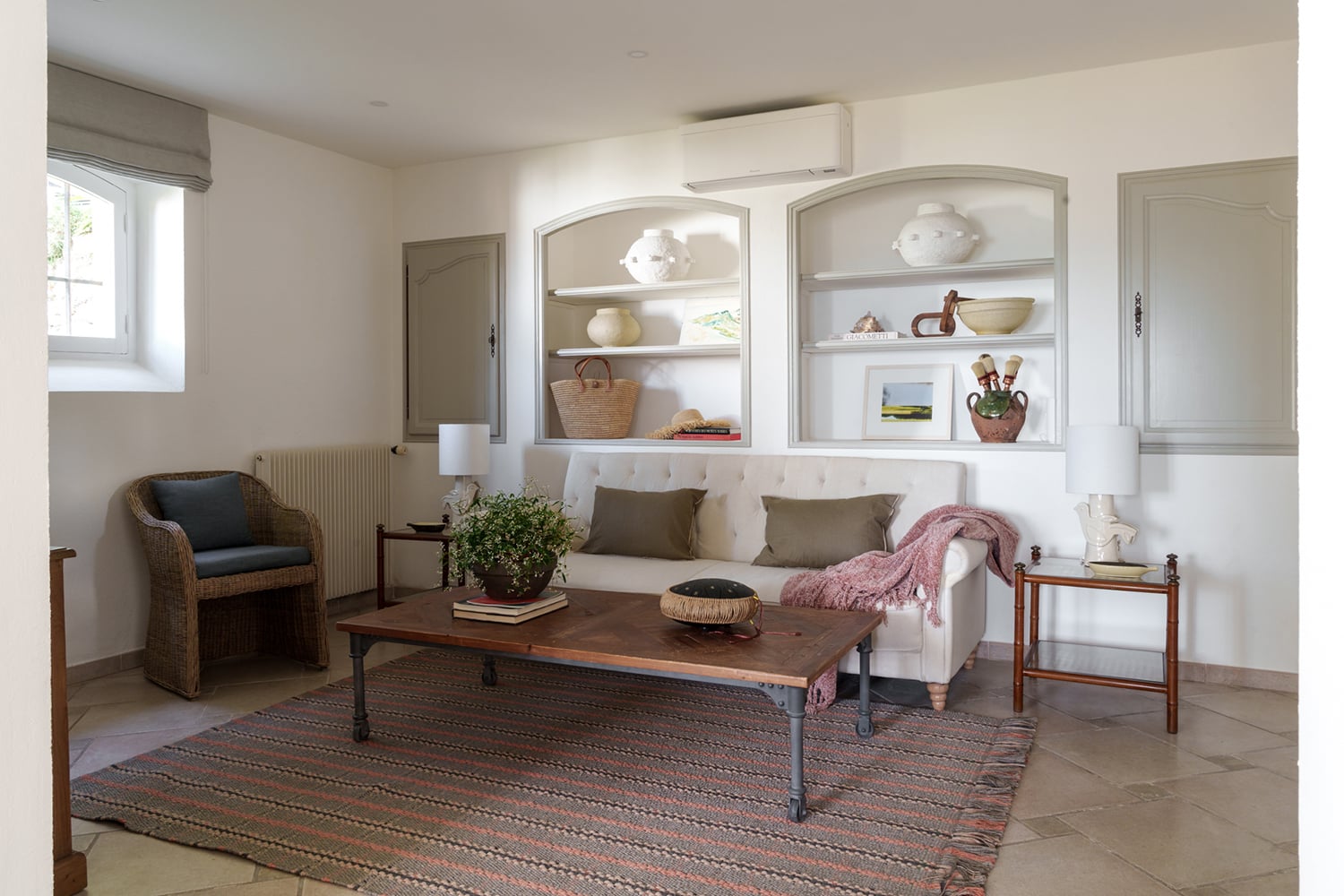 Sitting room - garden apartment