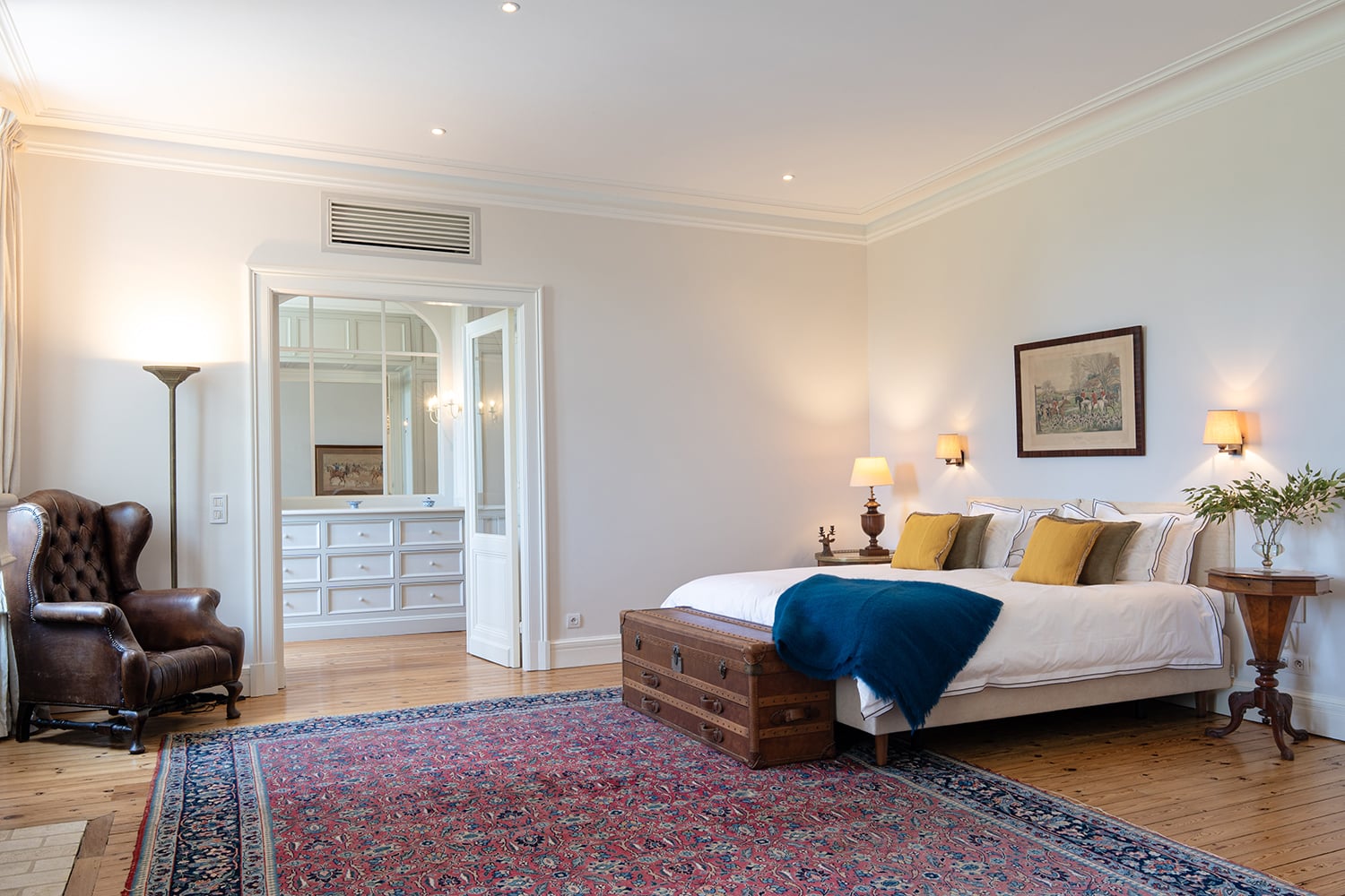 Bedroom | Vacation château in Gironde Bedroom | Vacation château in Gironde