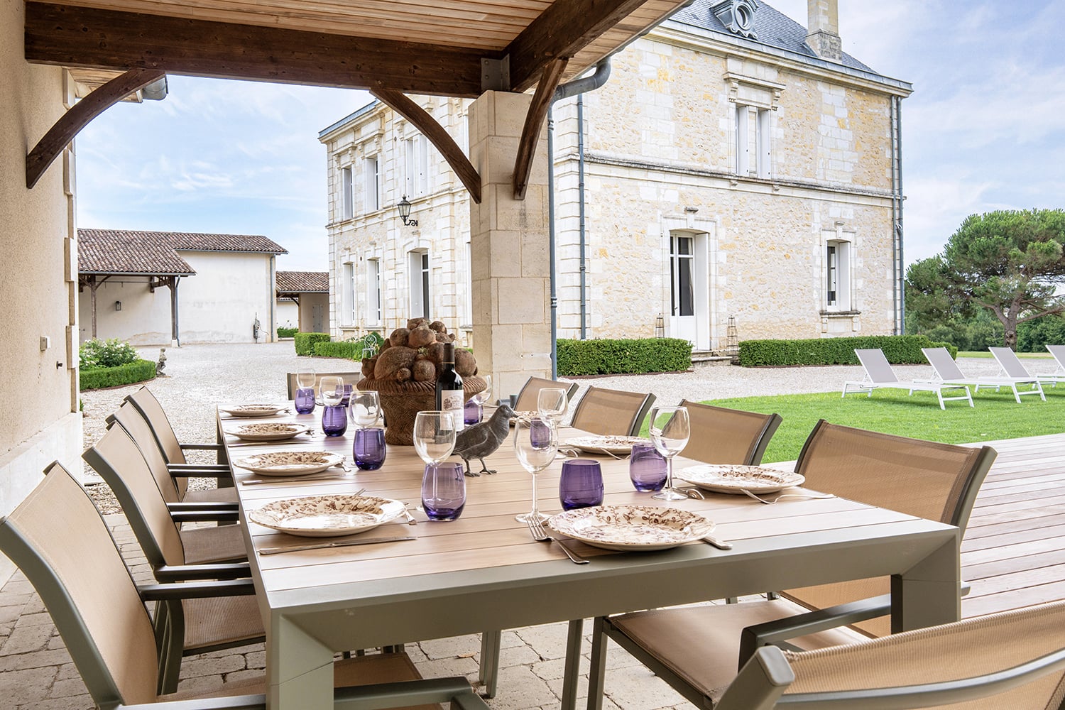 Shaded dining terrace Shaded dining terrace