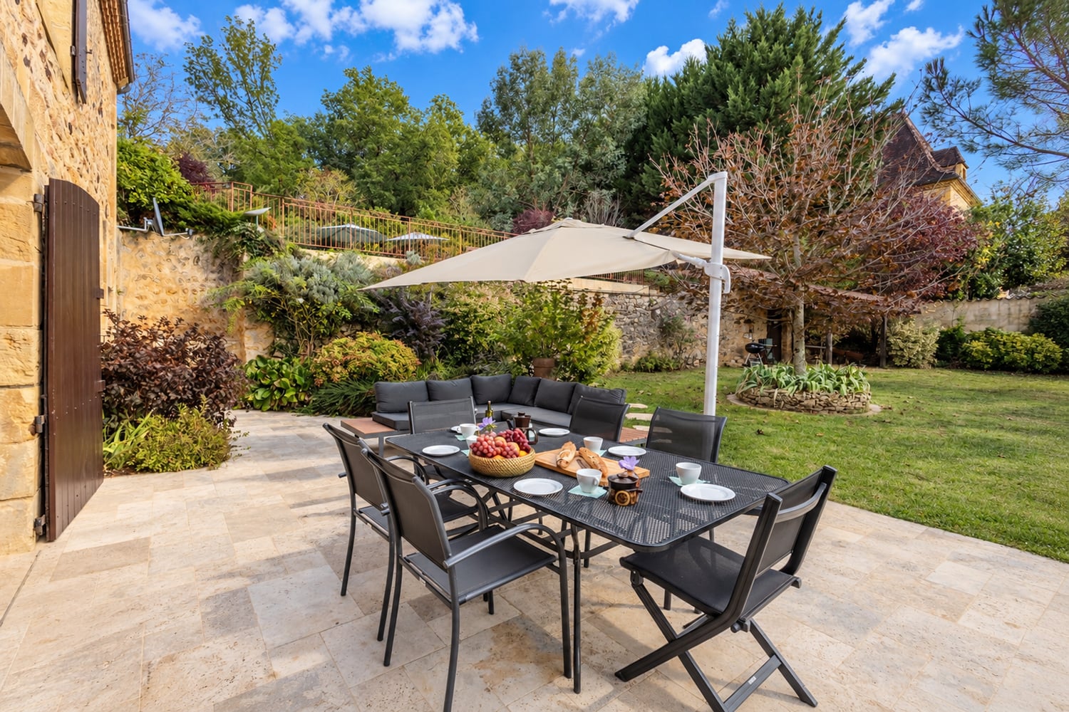 Dining terrace Dining terrace