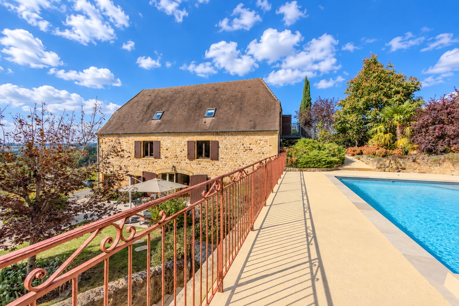Holiday home near Sarlat-la-Canéda with private heated pool Holiday home near Sarlat-la-Canéda with private heated pool