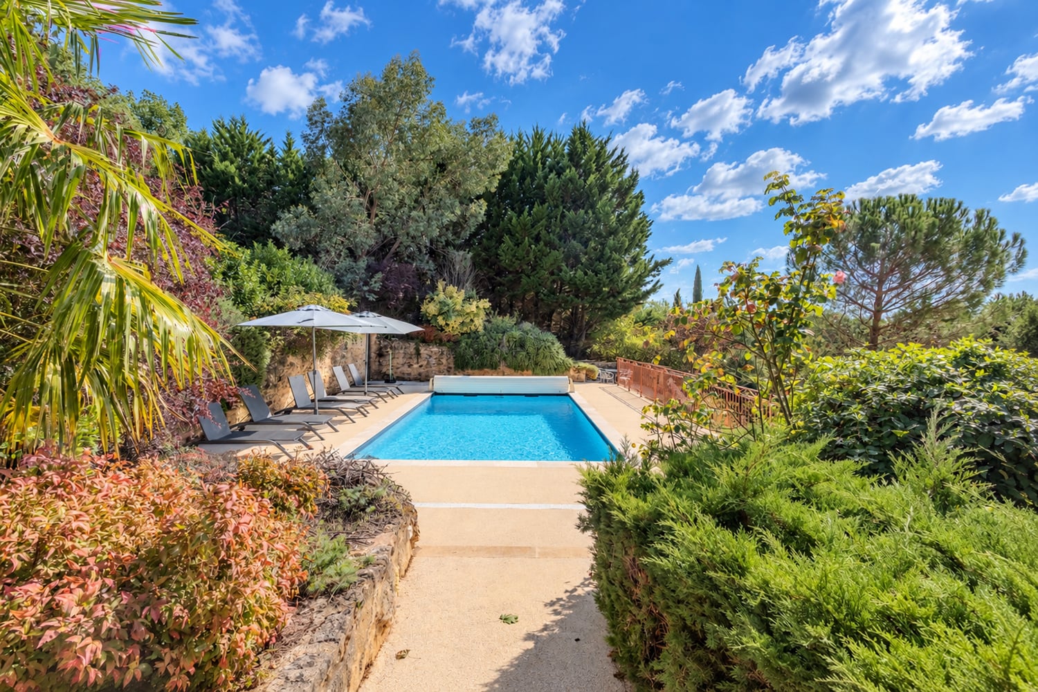 Private heated pool Private heated pool