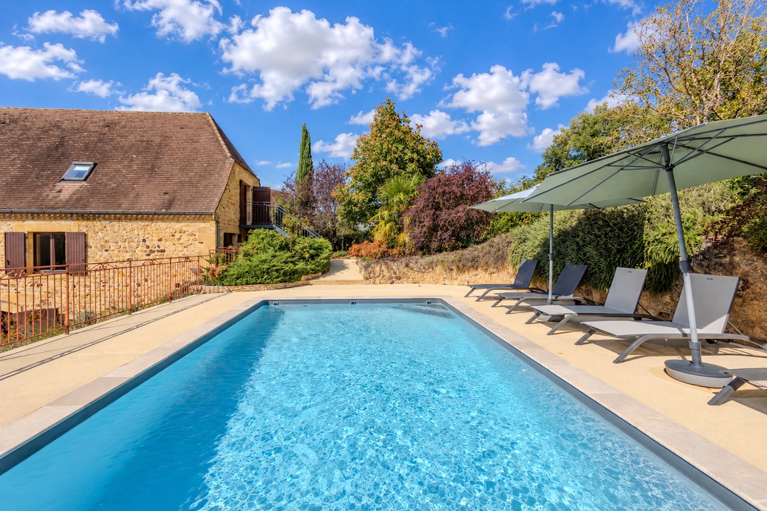 Private heated pool Private heated pool