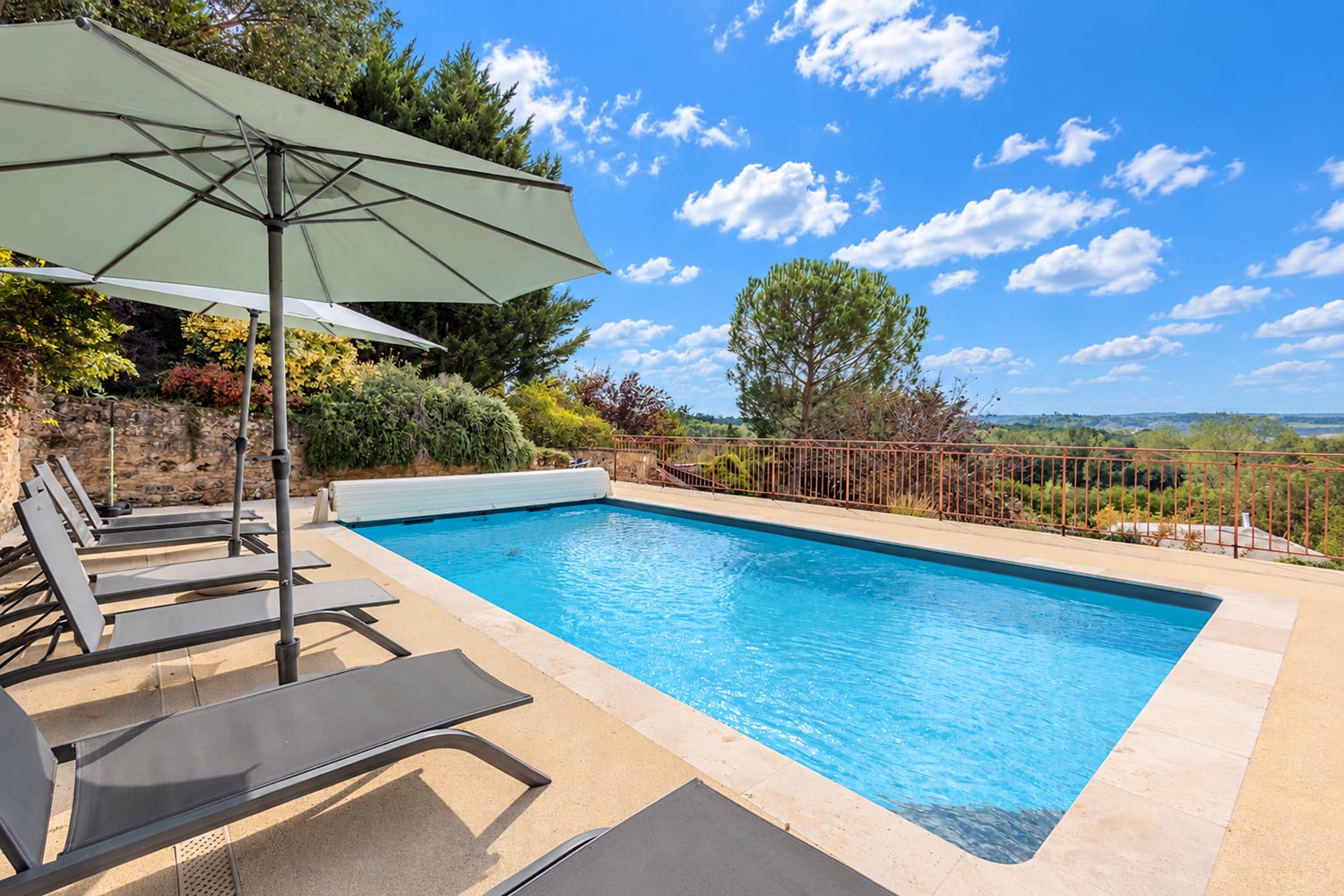 Private heated pool Private heated pool