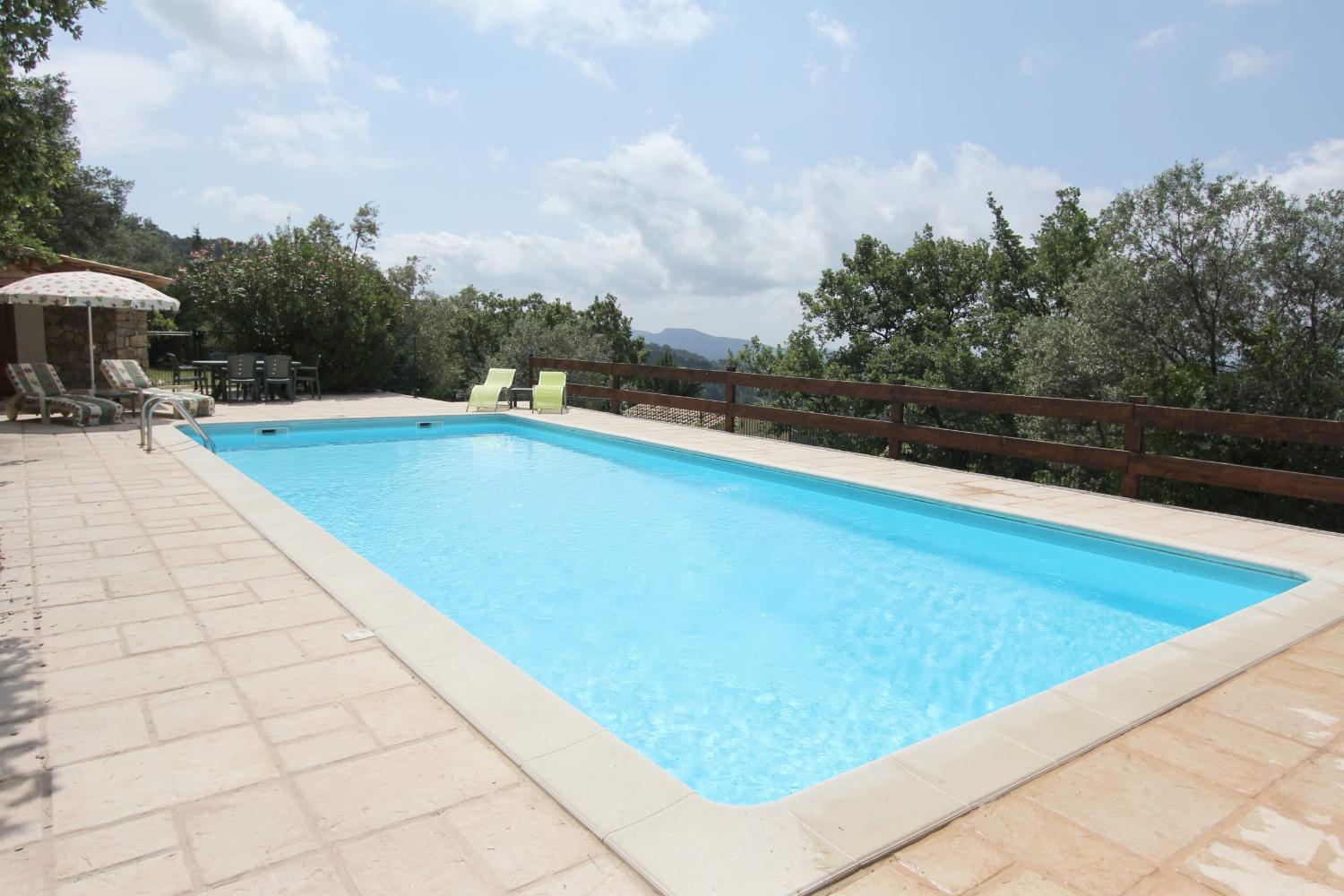 Private pool
