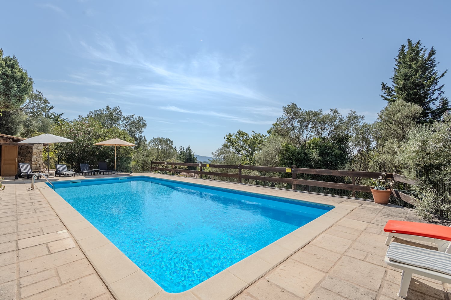 Private pool