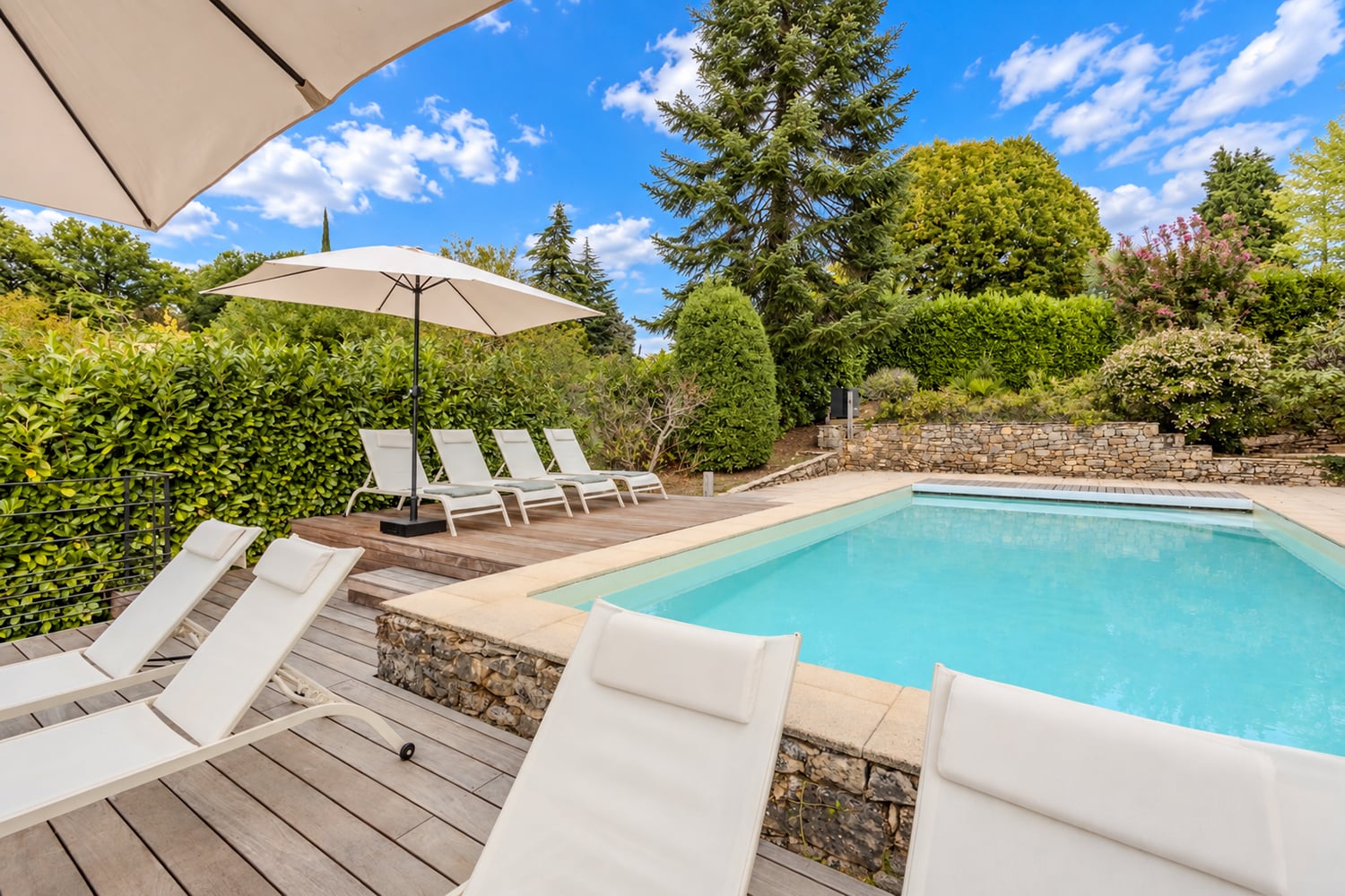 Private pool Private pool