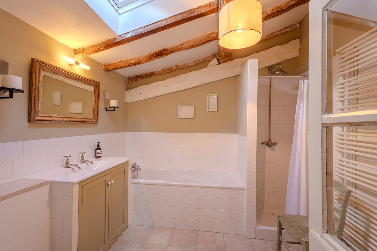 Bathroom | Holiday homes in Montcuq-en-Quercy-Blanc Bathroom | Holiday homes in Montcuq-en-Quercy-Blanc