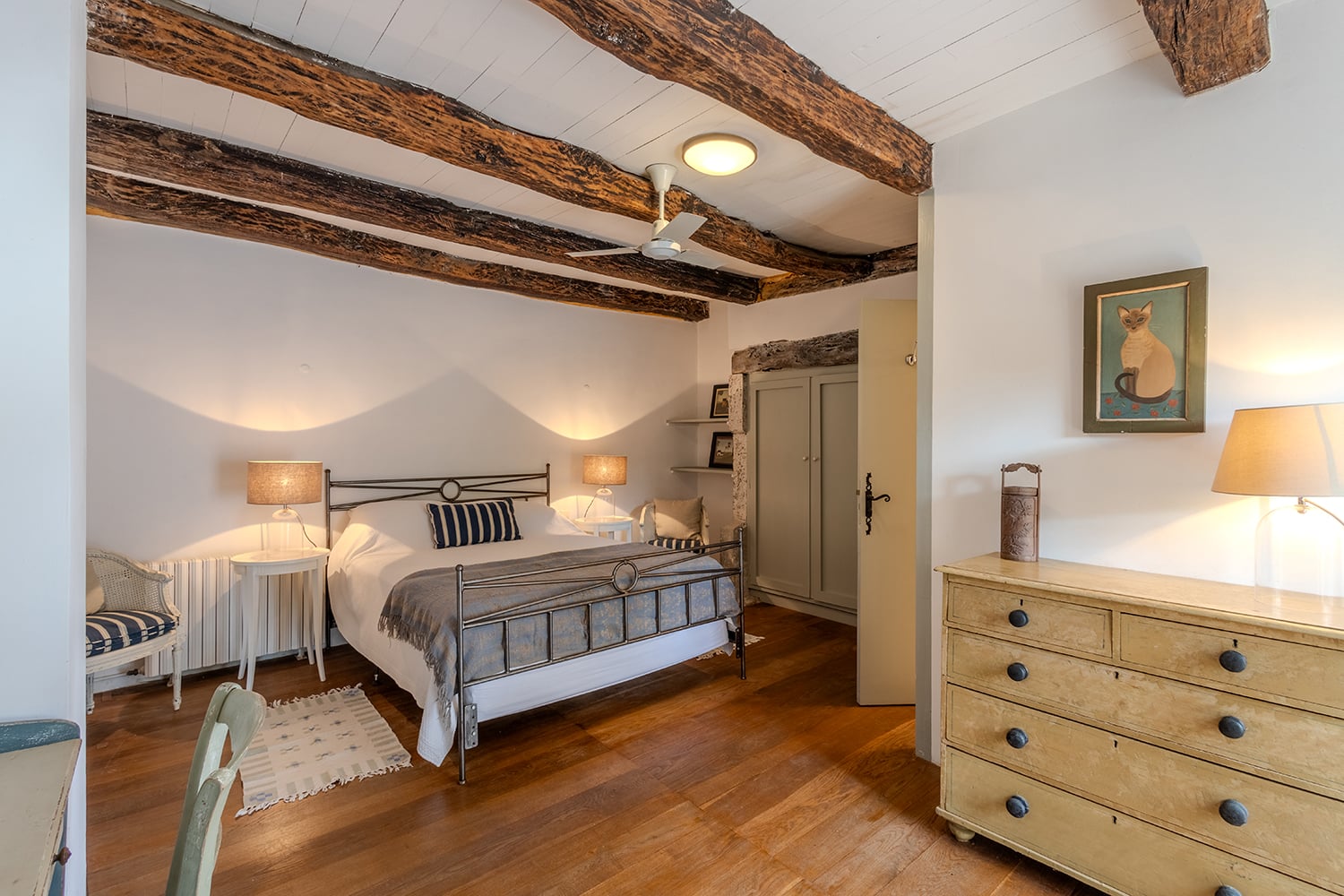 Bedroom | Holiday homes in Montcuq-en-Quercy-Blanc Bedroom | Holiday homes in Montcuq-en-Quercy-Blanc