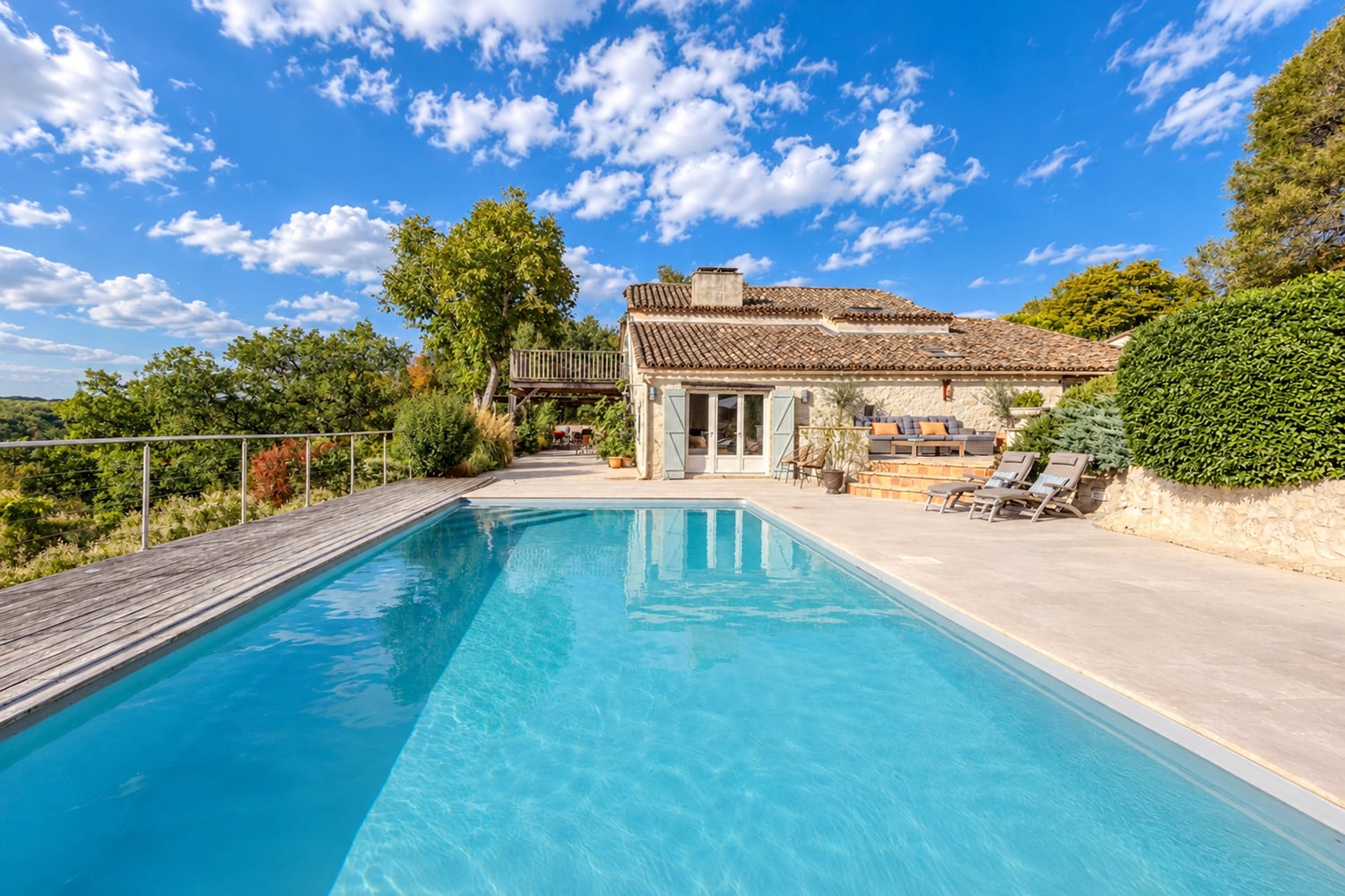 Private pool Private pool