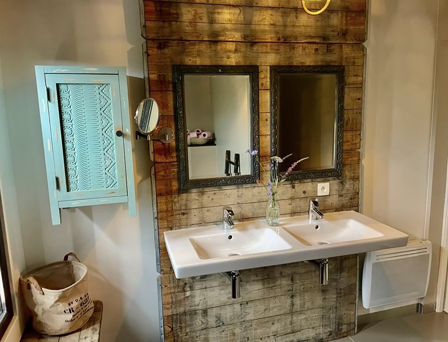 Bathroom | Holiday home in Nouvelle-Aquitaine Bathroom | Holiday home in Nouvelle-Aquitaine