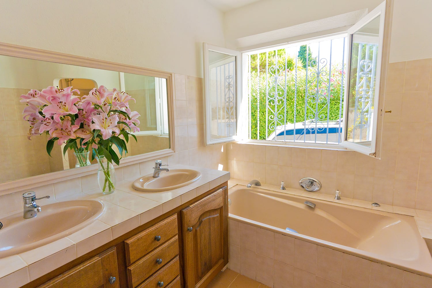 Bathroom | Holiday home in Provence, Côte d'Azur