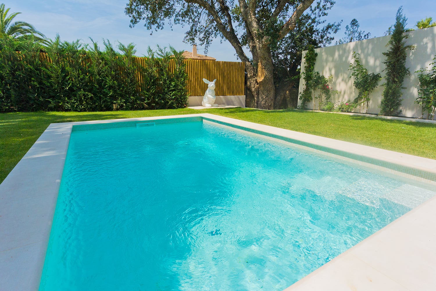 Private pool